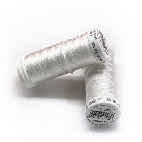 Нити Титан 80 Ariadna белая 180 м 2500